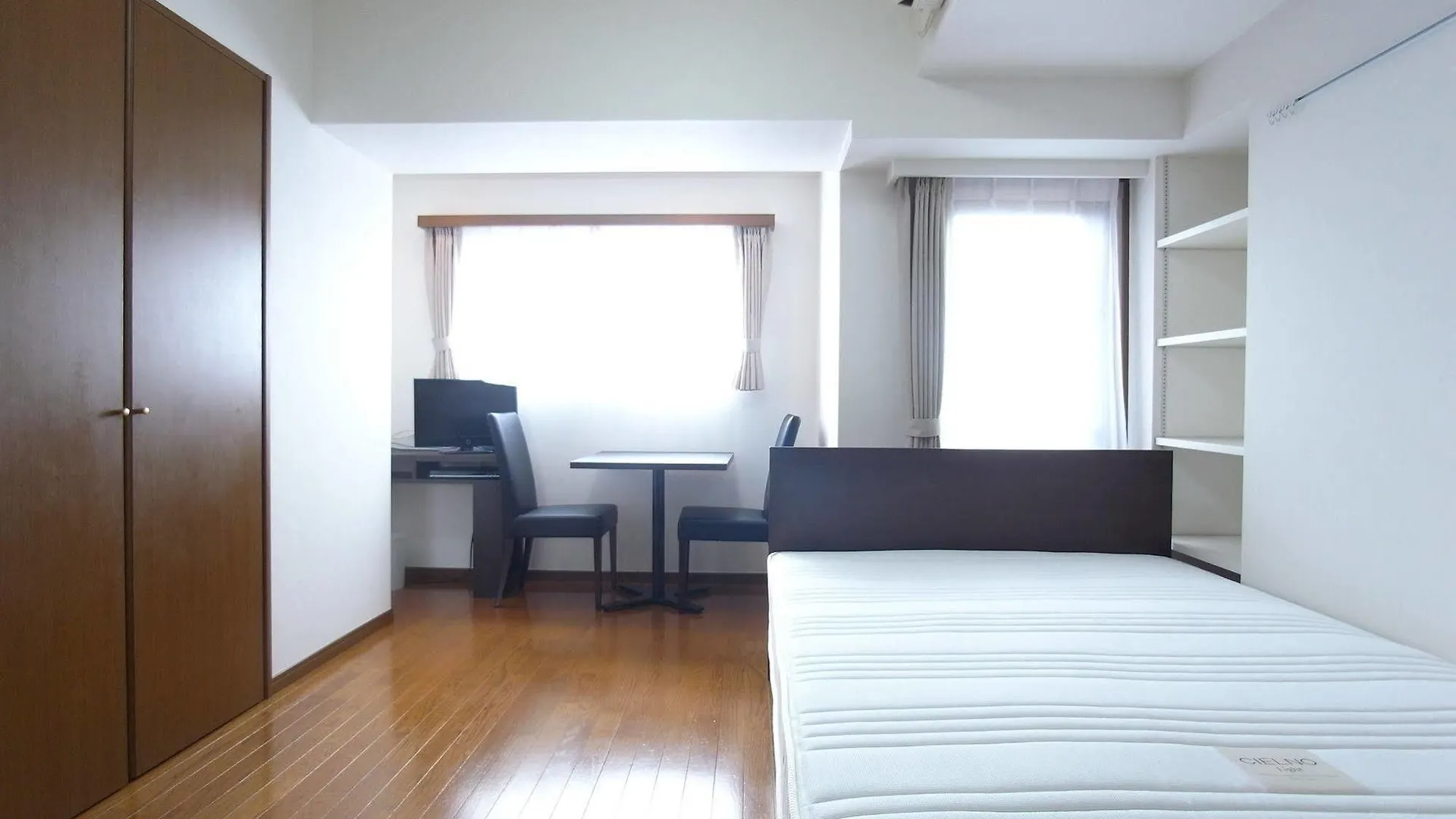 Palace Studio Shinjuku Parkside Tokyo 0*,